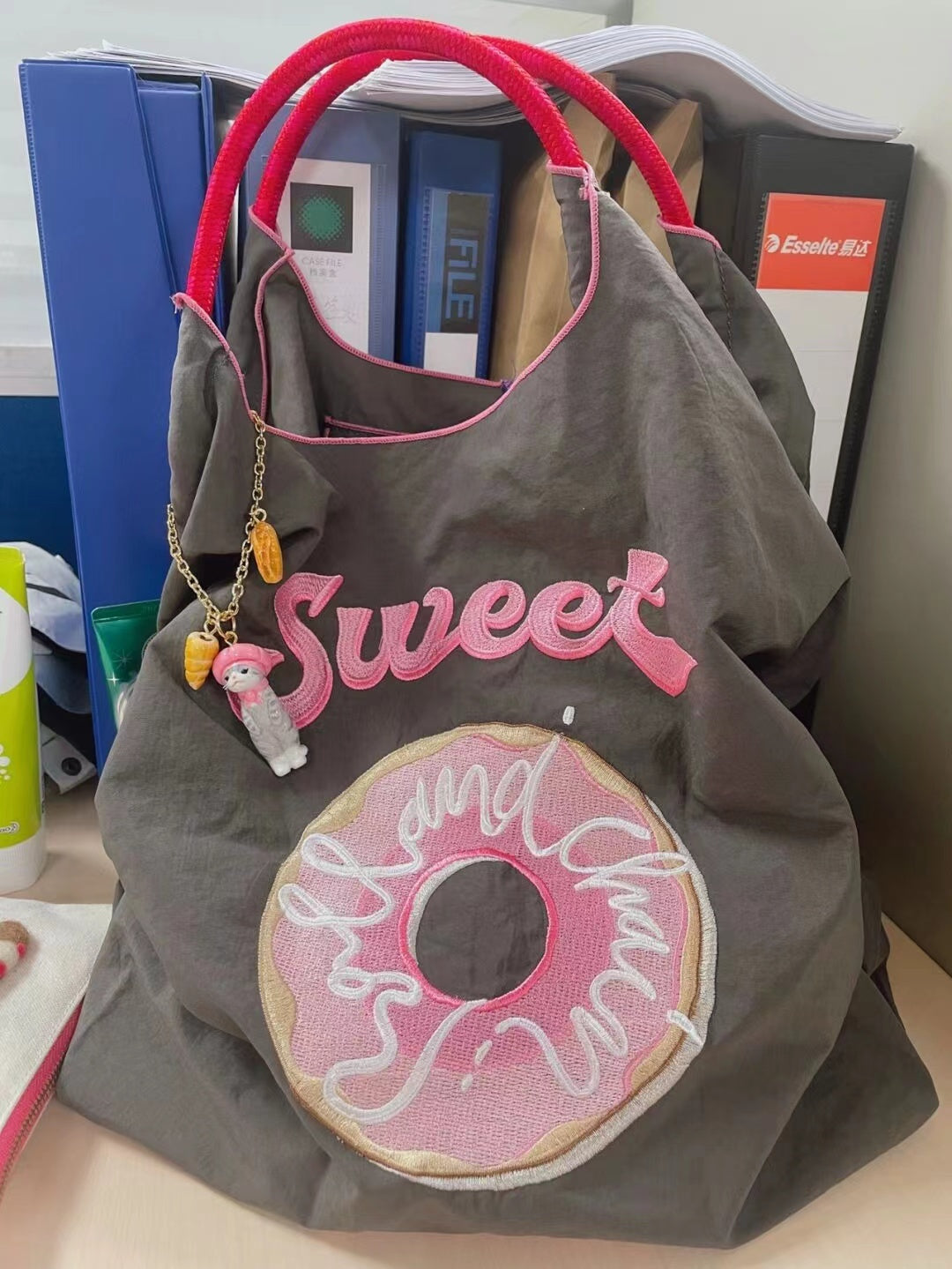 Ball Chain Embroidered Shopping Nylon Tote Bag